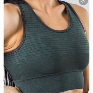 Alphalete Revival Vault Sports Bra Size M